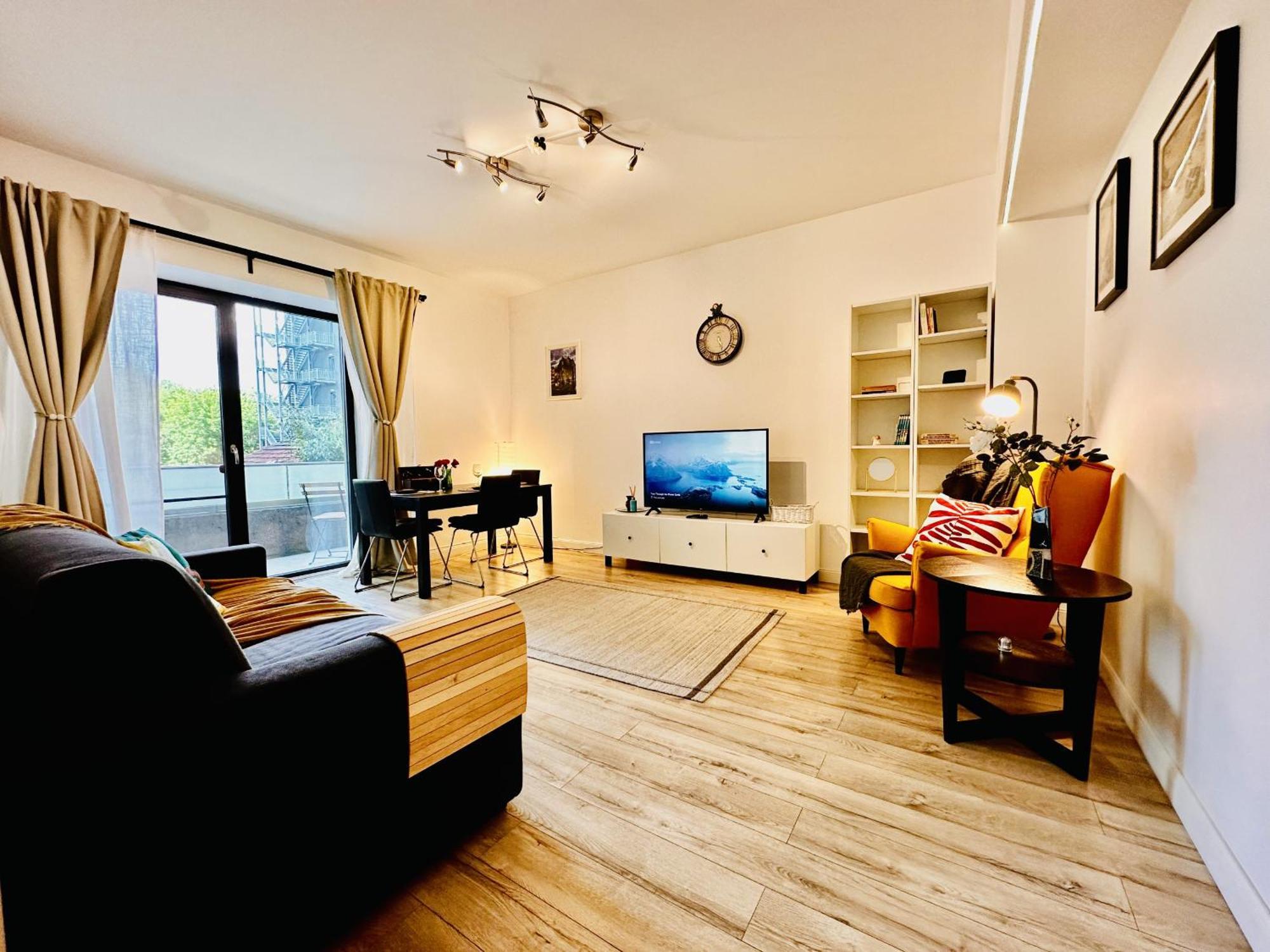 Novum Comfort Bukarest Exterior foto