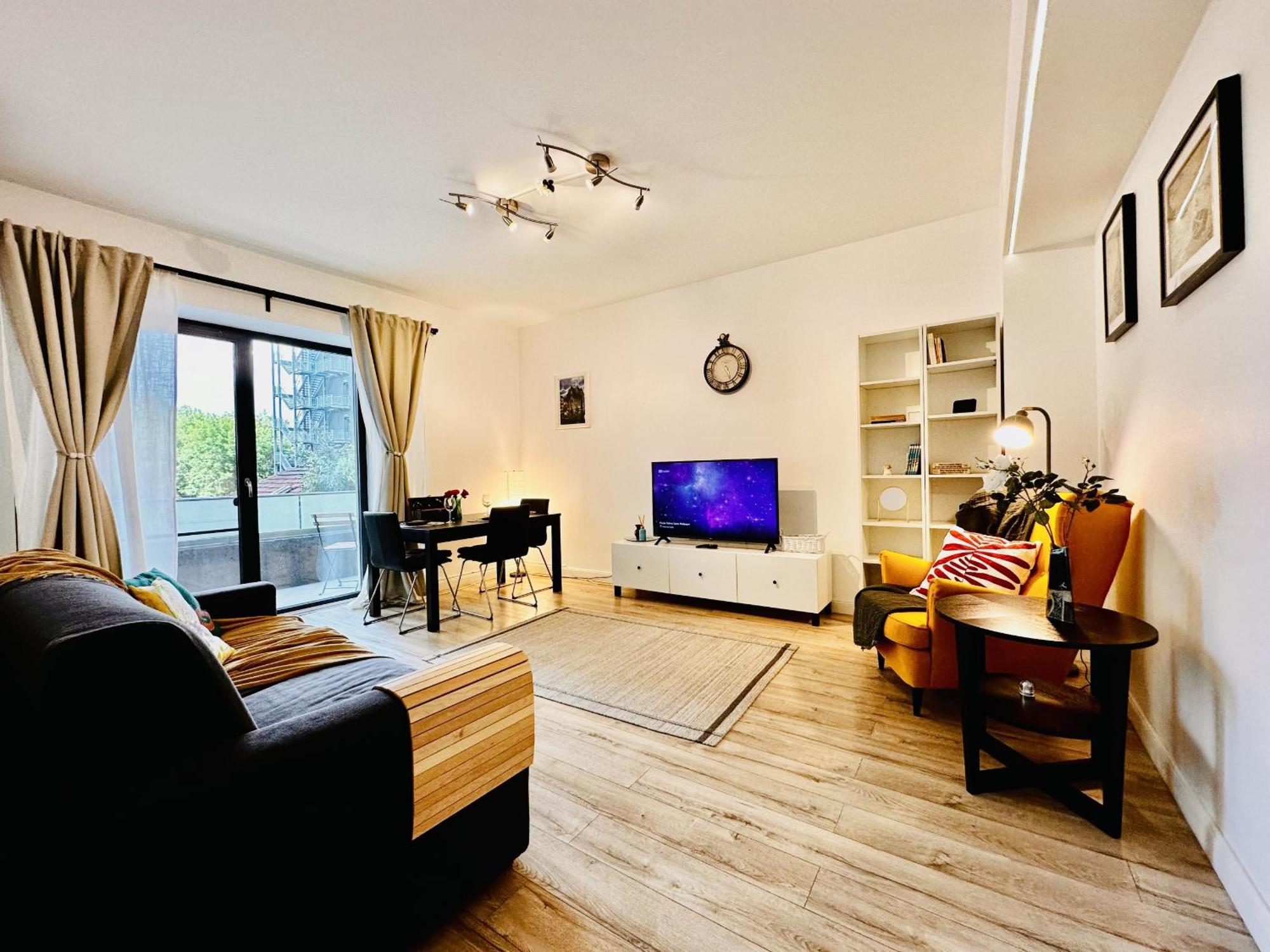 Novum Comfort Bukarest Exterior foto